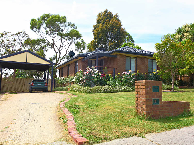 Superbly Presented Home Picture 1