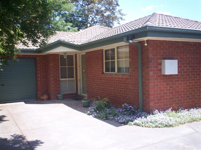 LOCATION AND CONVENIENCE Picture 1