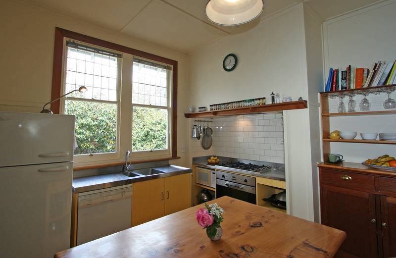 Central character home with everything a family needs Picture 3