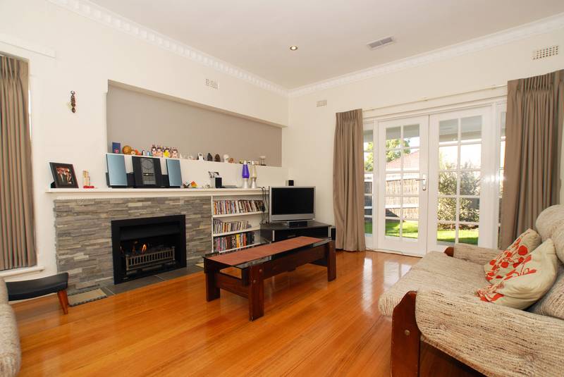 So Close to Everything!! Picture 2