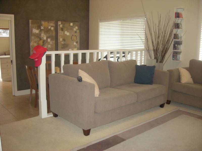 Modern Living Picture 3