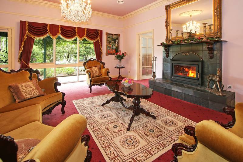 Affording Perfect Seclusion Picture 2