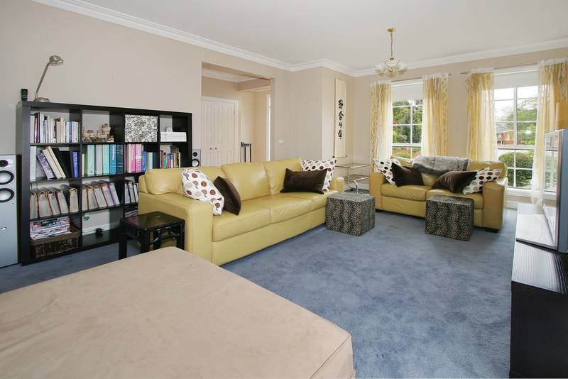 Position, Perfection, Pristine Presentation Picture 3