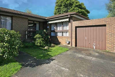 Easy To Live In, Easy To Let Out Picture