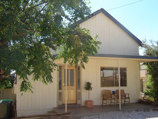 388 Oxide Street Picture 1