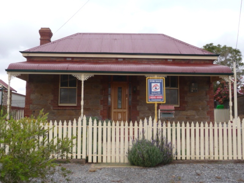 Views & Character Picture 1