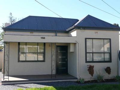 Renovated 4 Bedroom Picture