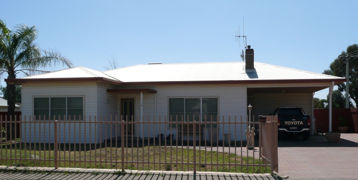 10 Talbot Street Picture 1