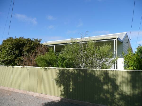 325 Kaolin Street Picture 325 Kaolin Street Picture