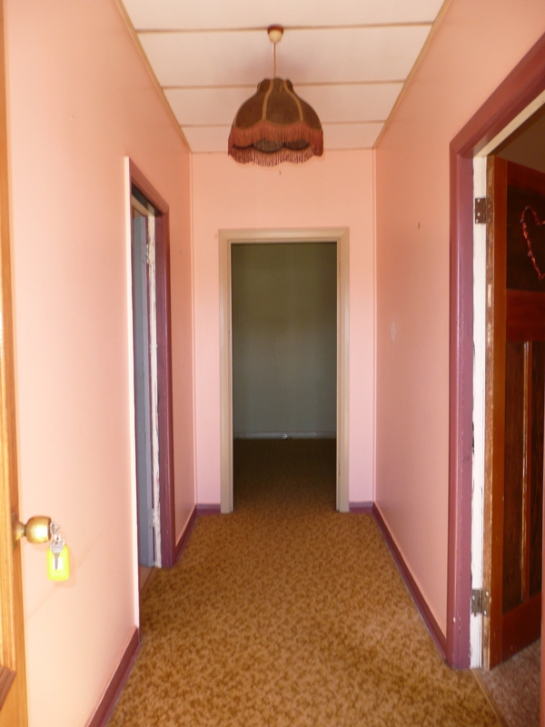 323 O'Farrell Street Picture 3