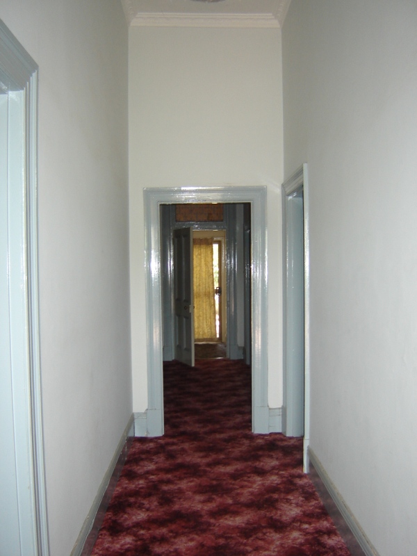 304 Bromide Street Picture 2