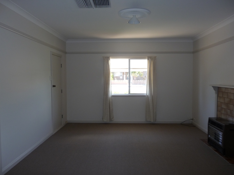 243 Zebina Street Picture