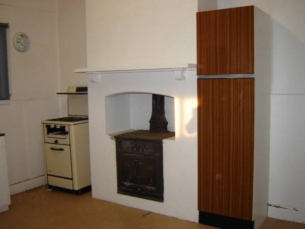 596 Blende Street Picture 3