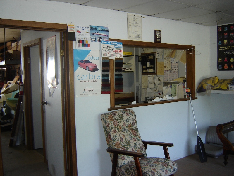 Commercial Premises Picture 3