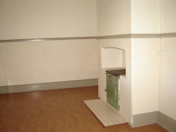 240 Oxide Street Picture 3