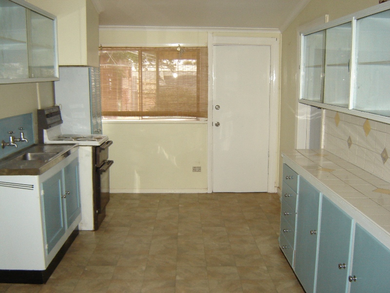 683 Chapple Street Picture 2