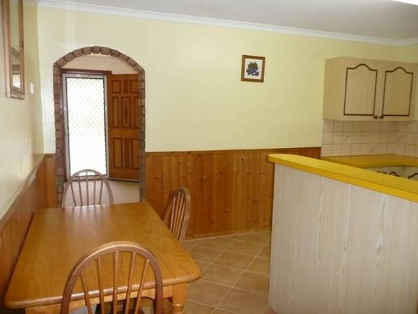 Entertainer's Paradise Picture 3