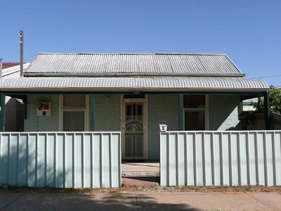 Central Cottage Picture