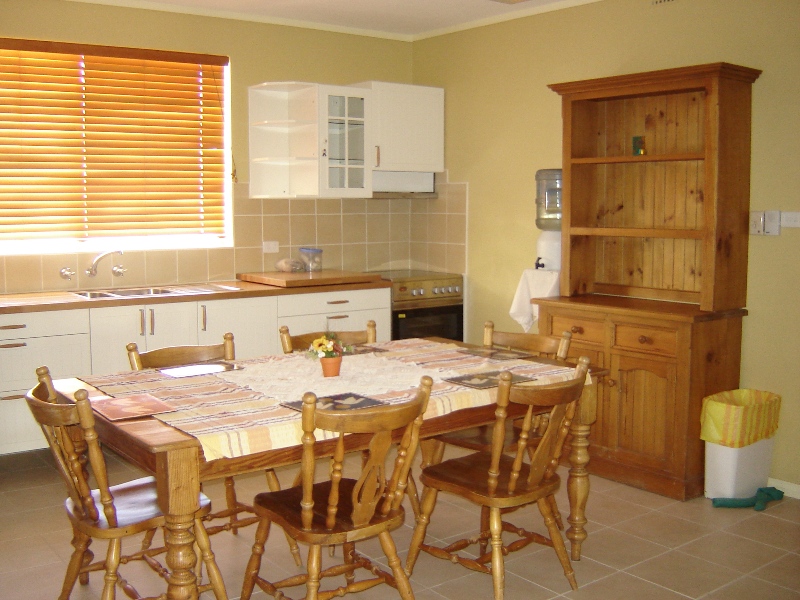 248 Mica Street Picture 2