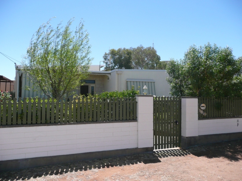 Look Inside Picture 1