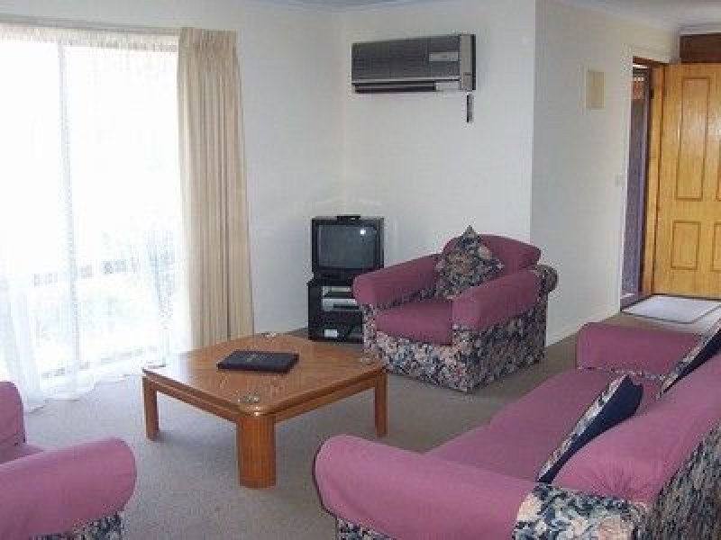 IDEAL INVESTMENT Picture 3