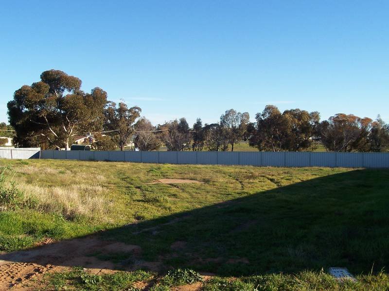 MATHOURAS BEST BLOCK! Picture 1