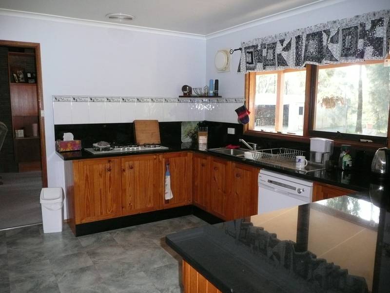 MURRAY RIVER NEXT DOOR Picture 2