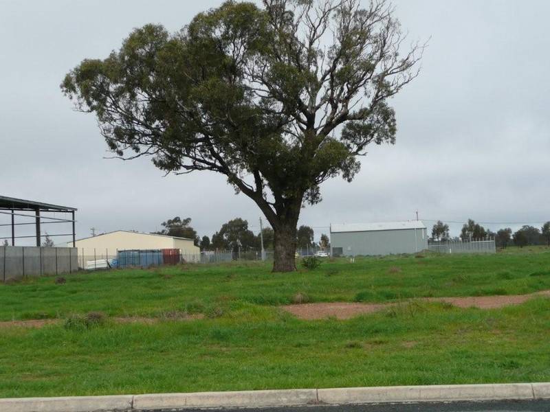 INDUSTRIAL LAND FOR SALE Picture 2