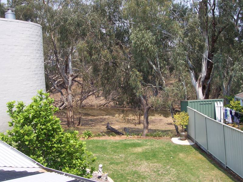 ONE MAN BUSINESS Picture 1