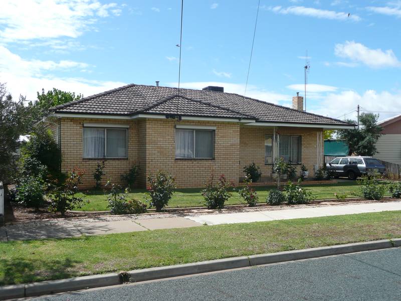 SOUGHT AFTER LOCATION Picture 1