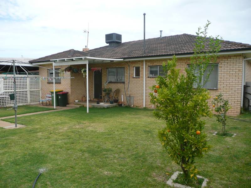 SOUGHT AFTER LOCATION Picture 3