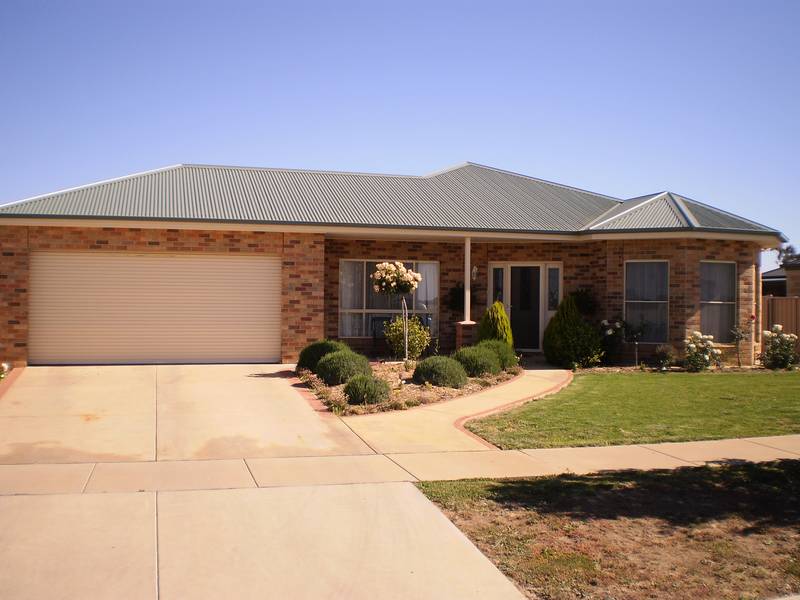 Quality Family Home Picture 1