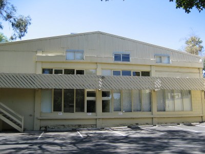 AFFORDABLE 3 LEVEL OFFICE Picture