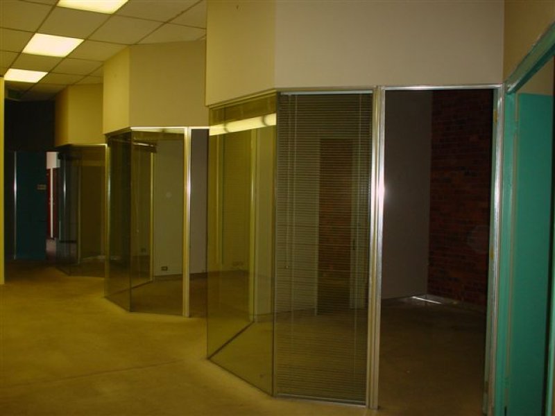 AFFORDABLE OFFICE Picture 3