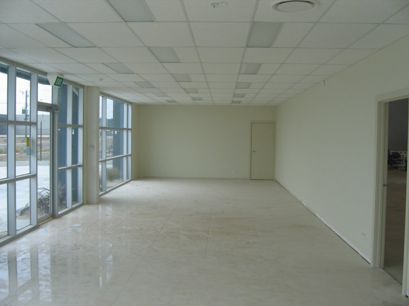 Brand New Warehouse Picture 3