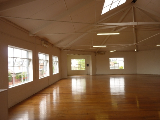 FUNKY WAREHOUSE OFFICE Picture 2