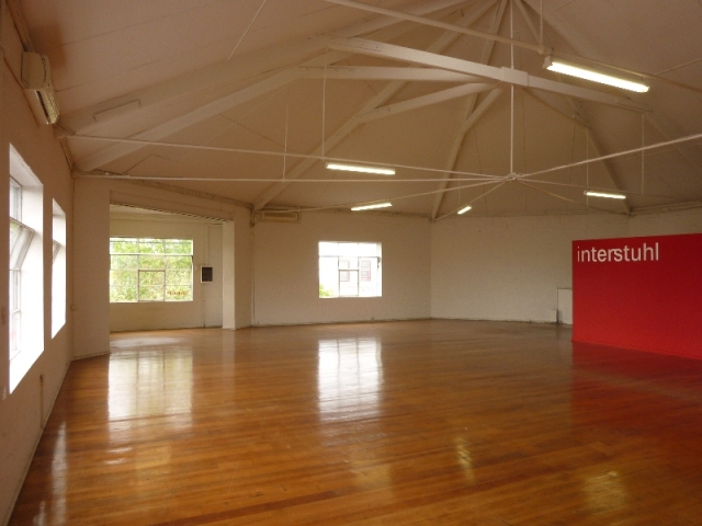 FUNKY WAREHOUSE OFFICE Picture 3