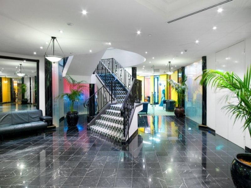 High Yielding Prestigious Office Investment Picture 3