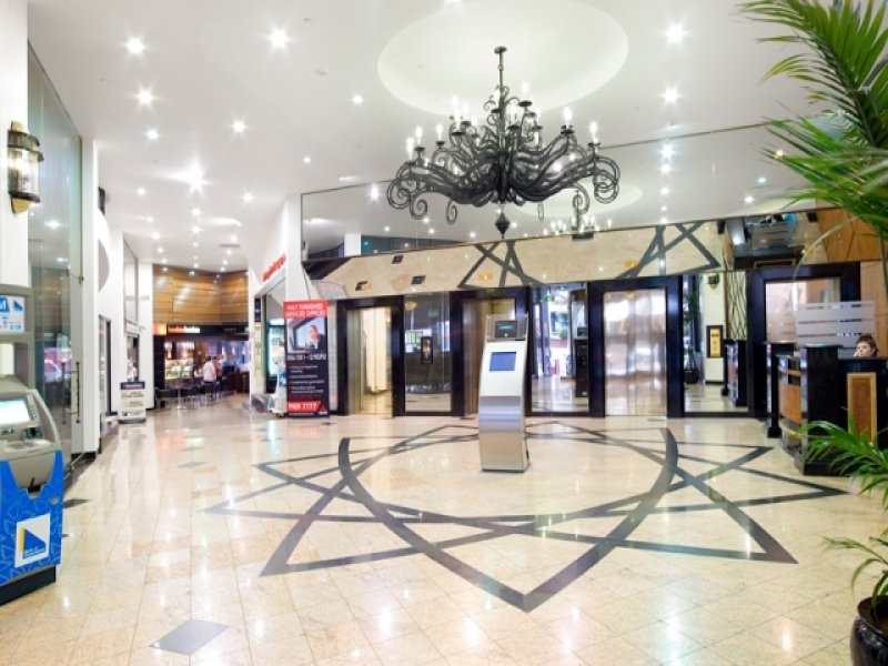 High Yielding Prestigious Office Investment Picture 2