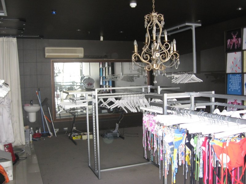 MODERN RETAIL PREMISES Picture 2