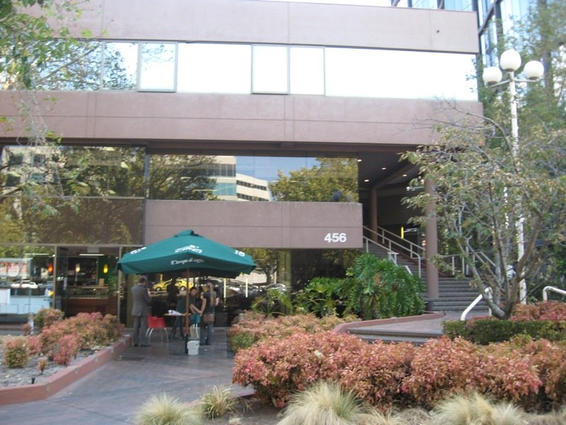 OFFICE/CONSULTING ROOM Picture 2