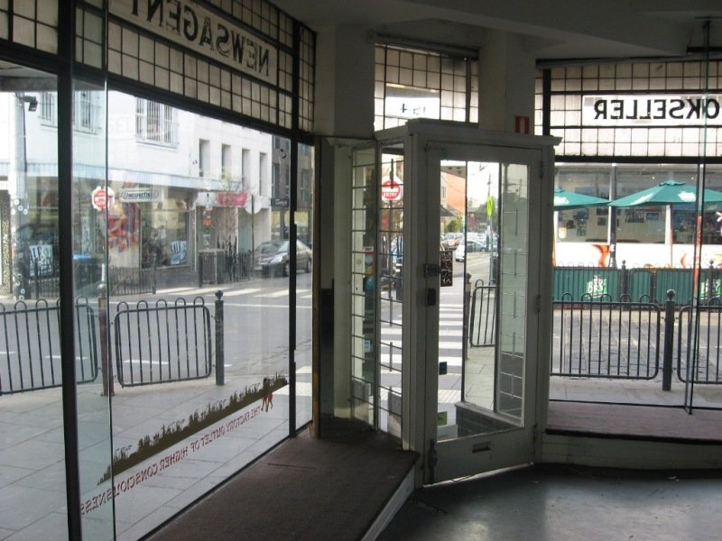 PREMIUM CORNER RETAIL OPPORTUNITY Picture 3