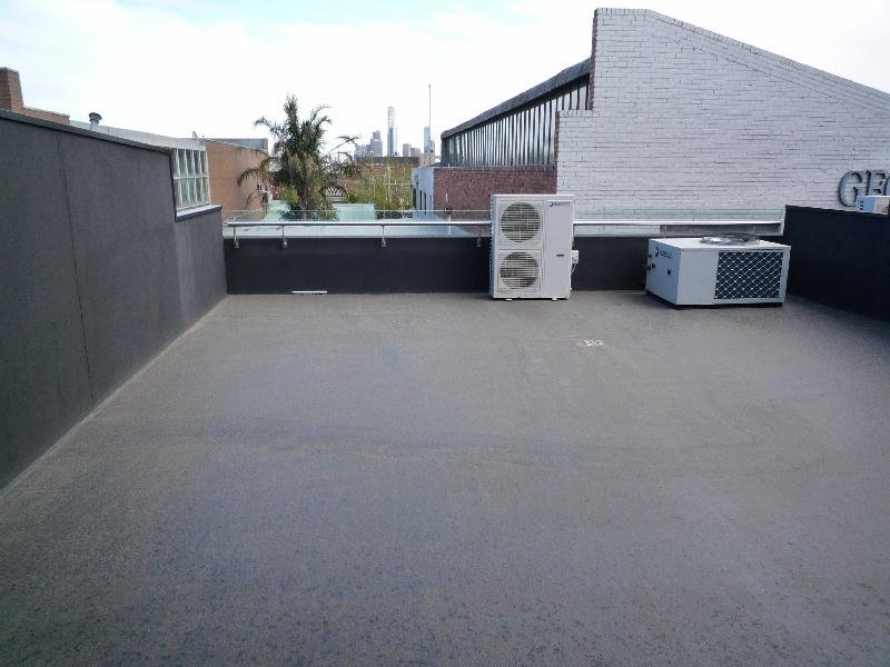 PRESTIGIOUS NEW OFFICE SPACE Picture 2