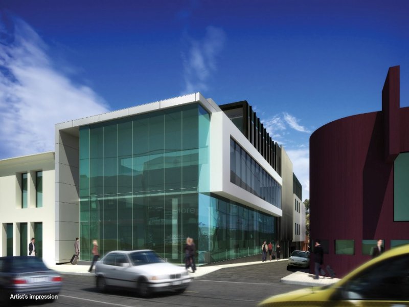 PROMINENT CORNER DEVELOPMENT SITE Picture 1