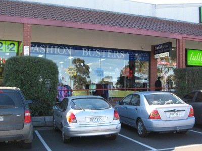 SHOWROOM/RETAIL Picture