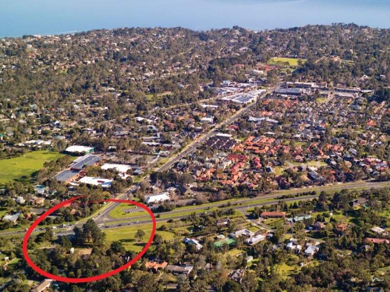SUBSTANTIAL NEPEAN HIGHWAY DEVELOPMENT SITE Picture 2