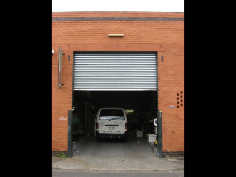 WAREHOUSE & OFFICE Picture 2