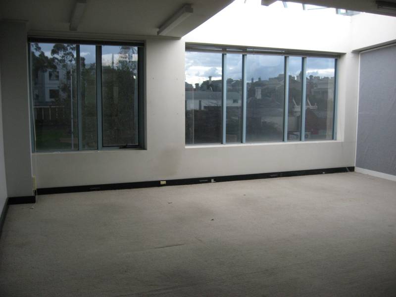 AFFORDABLE OFFICE Picture 3