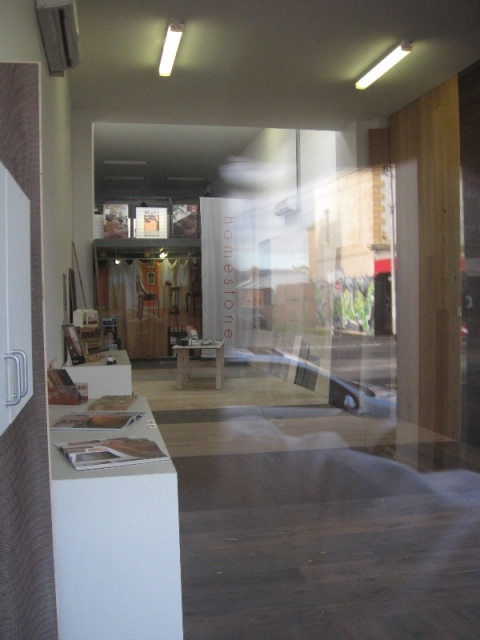 PRIME RETAIL Picture 2