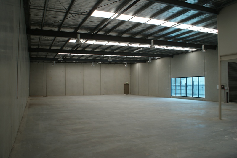 2 BRAND NEW WAREHOUSES Picture 2